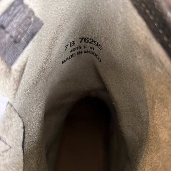 FRYE ENGINEER MOTO 7B Black/ Gold - Picture 13 of 14